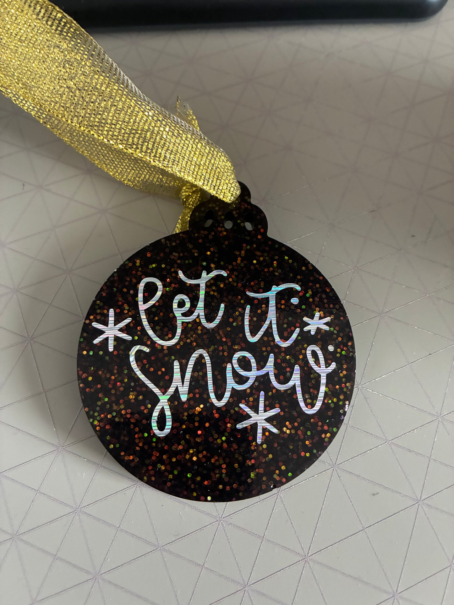 Unique Resin Flat Bauble with vinyl quote