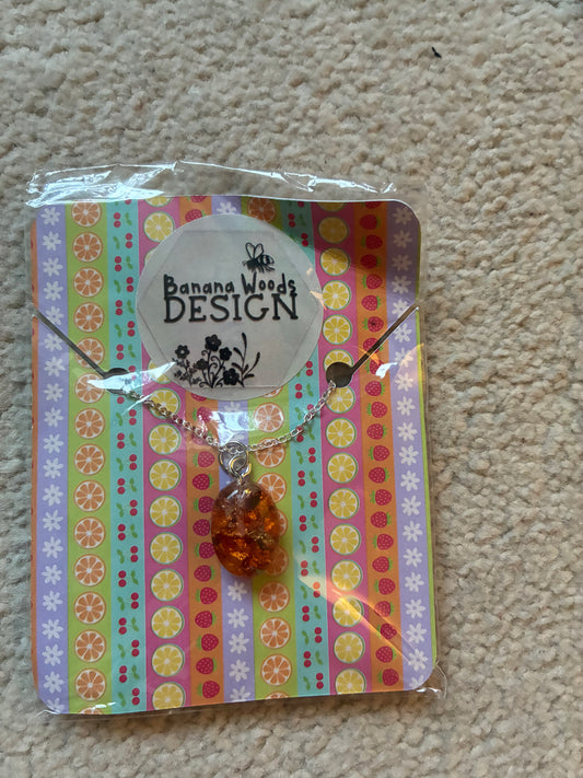 Resin pendant necklace