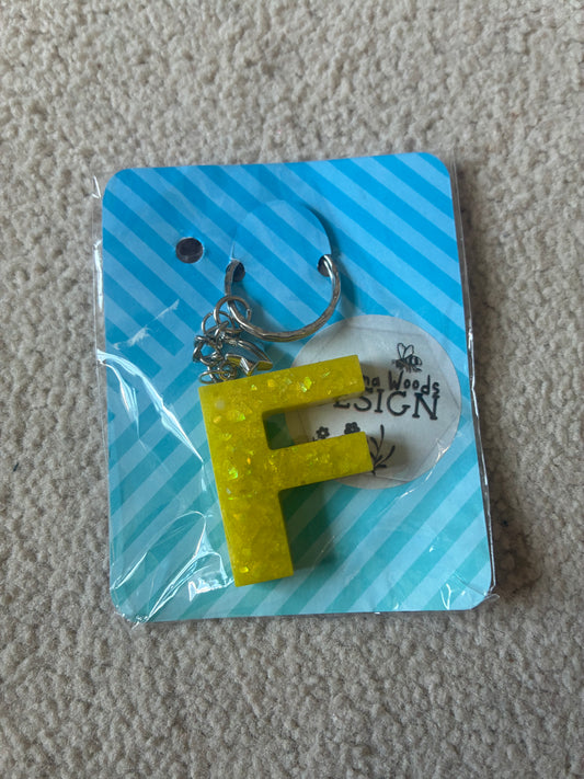 F Resin initial keyring