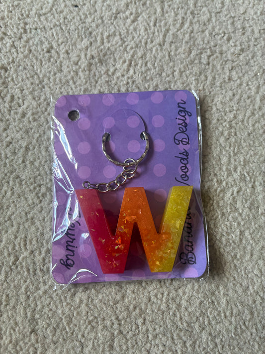 W Resin initial keyring