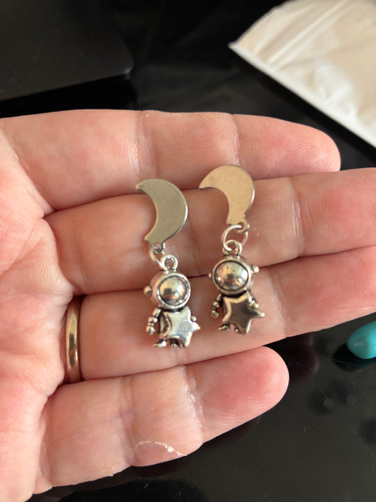 Astronaut earrings with small moon stud