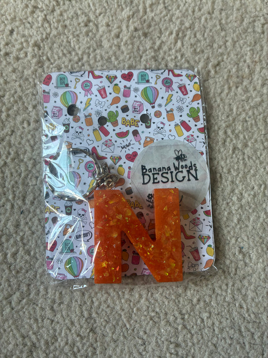 N Resin initial keyring