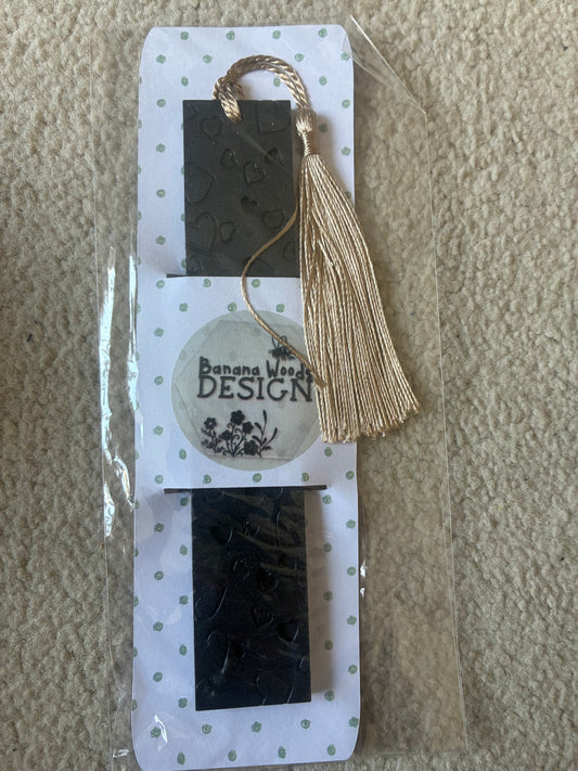 Black Textured Heart Resin bookmark