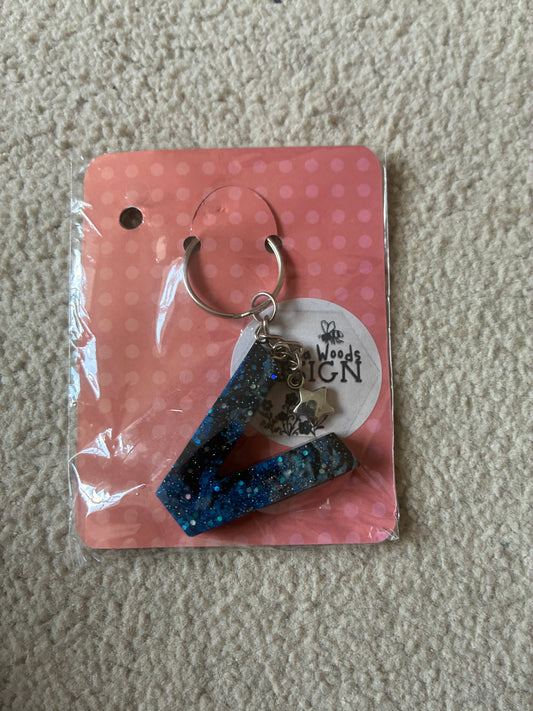V Resin initial keyring