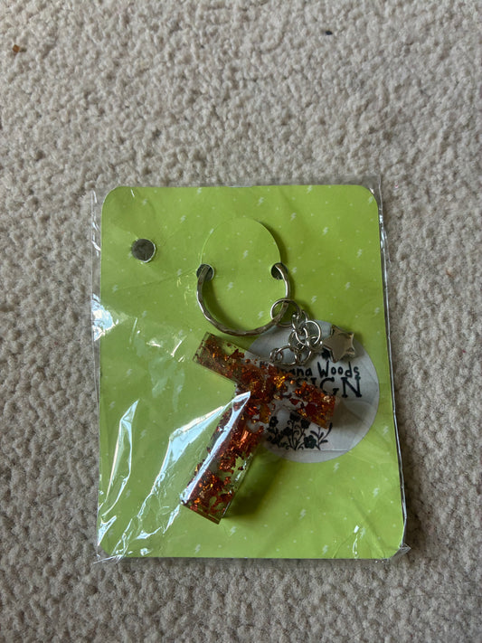 T Resin initial keyring