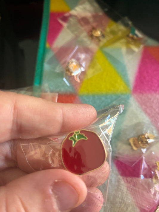 Tomato Pin badge
