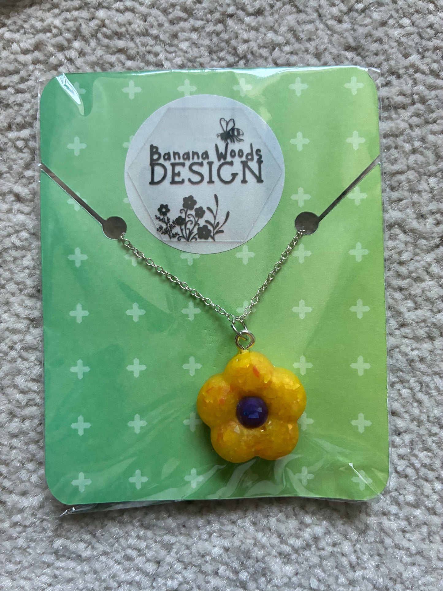 Flower Resin pendant necklace